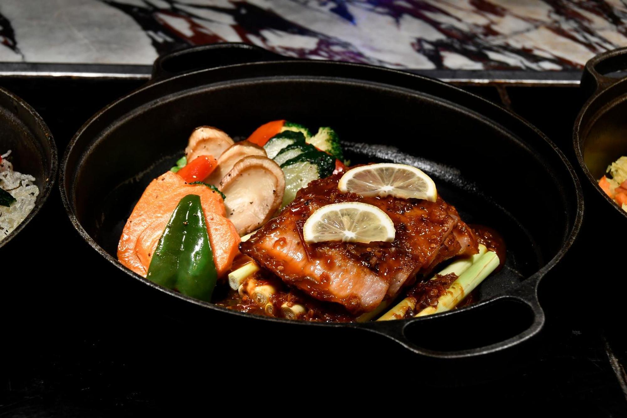 Kempinski Hotel Chongqing - Complimentary 500Ml Home-Brewed Beer Voucher Upon Check-In Exterior photo