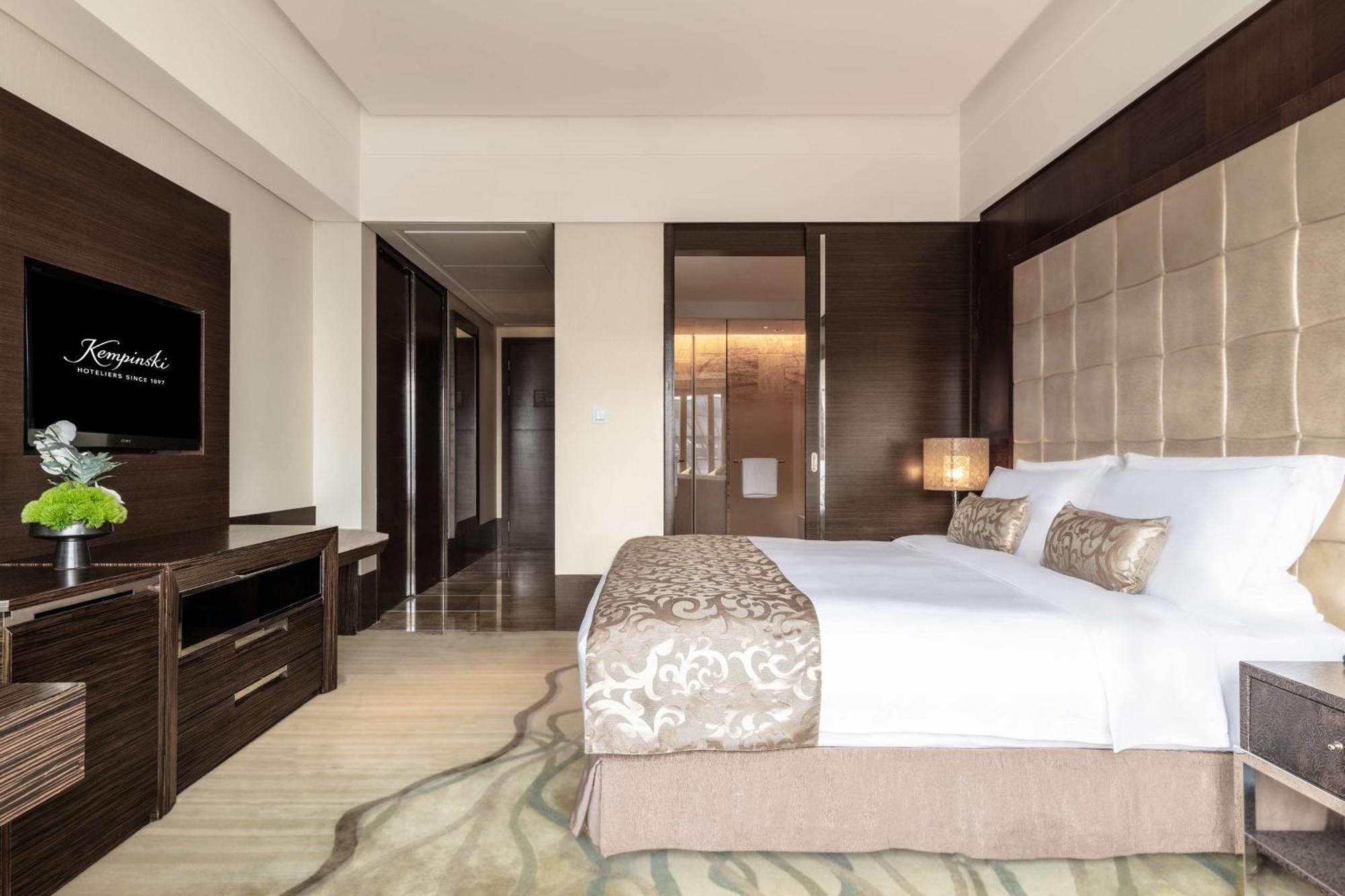 Kempinski Hotel Chongqing - Complimentary 500Ml Home-Brewed Beer Voucher Upon Check-In Exterior photo